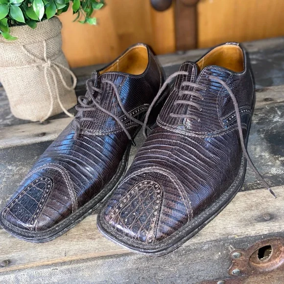 David Eden Sophisticated Olive Crocodile Lizard Derby Shoes Near new DAVID EDEN Snakeskin & Alligator Cap-Toe Derby: US  main image 4